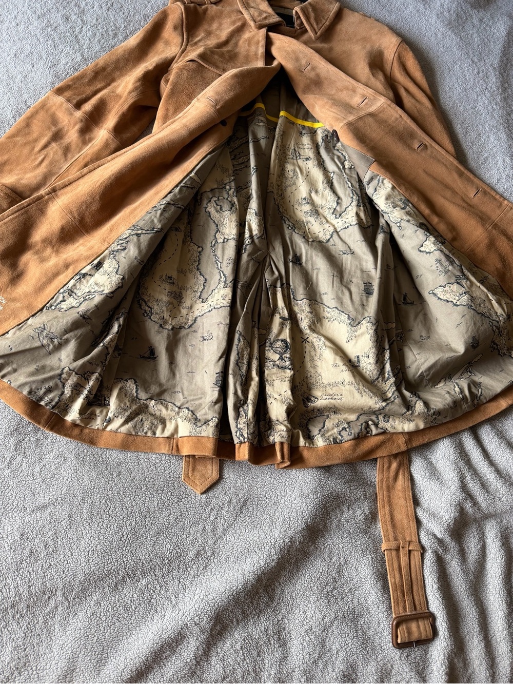Banana Republic - Heritage Suede Trench Coat - Tan - Never Worn - Picture 6 of 11